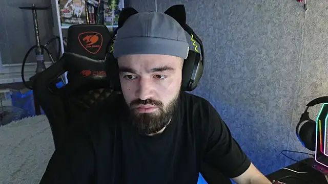 Nik Namee online show from 11-25-25, 04:34