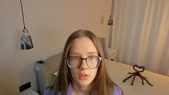 Snapshot of AiFusch chatting on 11-03-25, 08:37 AiFusch online show from 11-03-25, 08:37