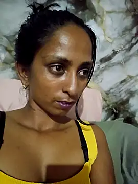 Snapshot of dreamerrrrr1 chatting on 10-28-25, 11:07 dreamerrrrr1 online show from 10-28-25, 11:07