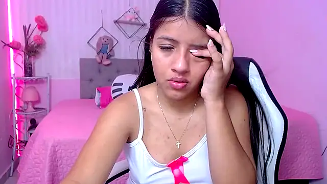 zara cute online show from 04-22-26, 12:18