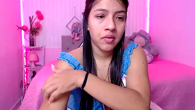 zara cute online show from 04-24-26, 12:18