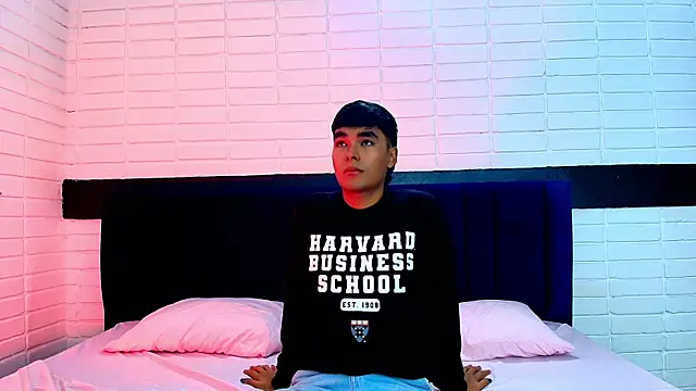 AngelduzZzt online show from 10-16-25, 12:28