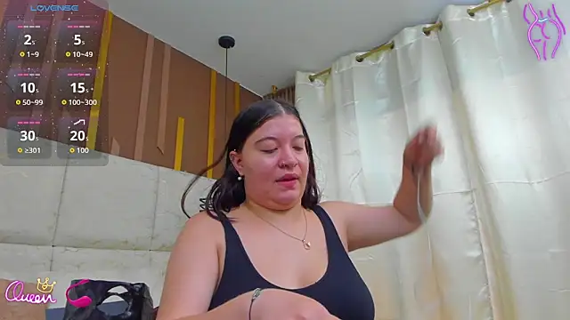 AmbarGills online show from 04-06-26, 01:01