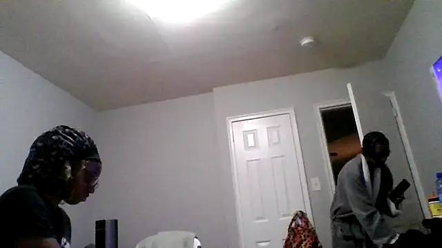 dezzidavill online show from 04-26-26, 02:53