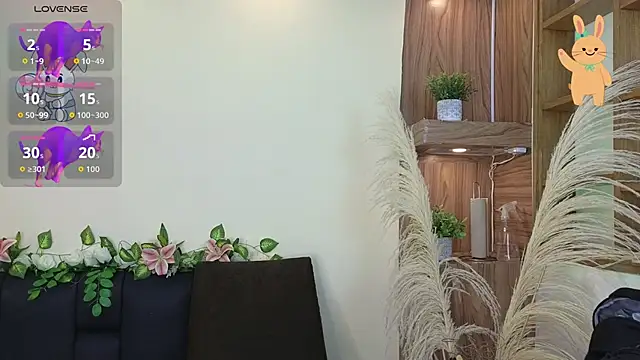 Mary rabbit online show from 10-12-25, 12:59