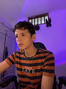 tylernova online show from 10-10-25, 05:56