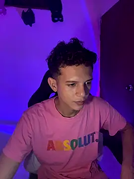 tylernova online show from 10-19-25, 04:46