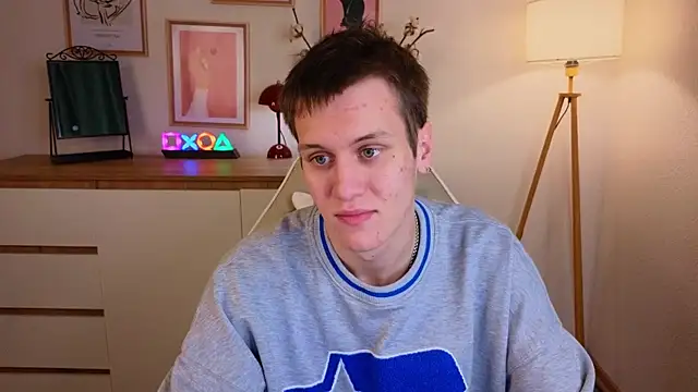 hun1er steele online show from 10-17-25, 02:19