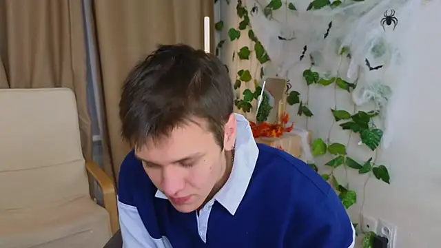 hun1er steele online show from 10-31-25, 02:29