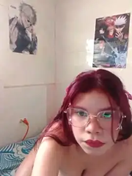 Redheadqueen online show from 10-23-25, 05:12