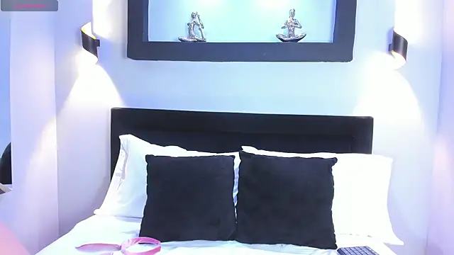 Megara20 online show from 10-31-25, 10:55