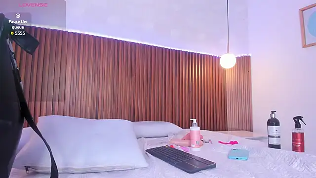 Foxy Kylie online show from 03-08-26, 02:04