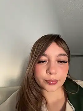   Lorelain   online show from 02-05-26, 10:47