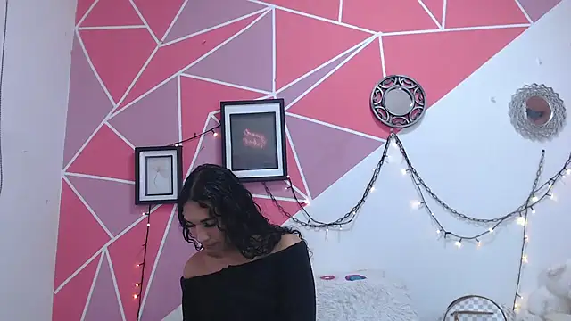 Tifany Adams online show from 11-18-25, 08:35