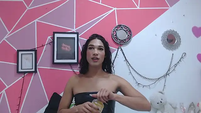 Tifany Adams online show from 11-26-25, 08:43