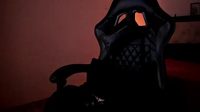 Sara Roades online show from 12-05-25, 05:20