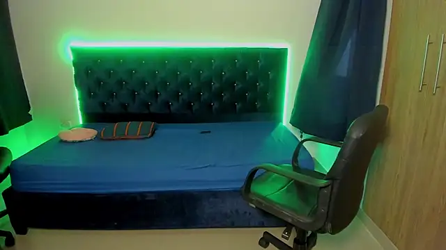 elias ford online show from 10-21-25, 07:25