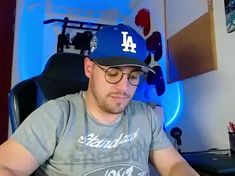 kurt xx online show from 11-25-25, 10:43