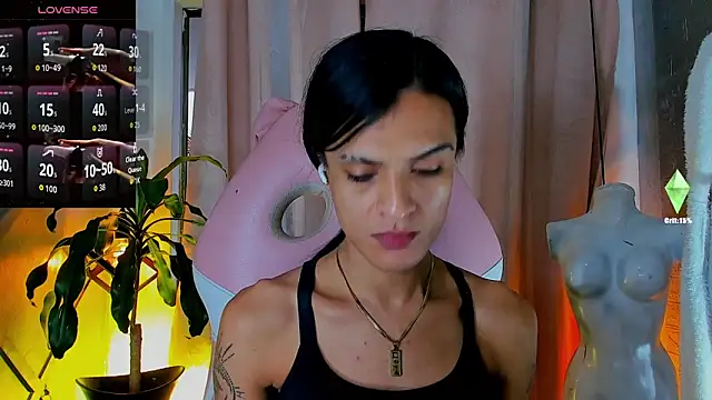 Snapshot of ZAMMIRA chatting on 06-06-26, 11:59 ZAMMIRA online show from 06-06-26, 11:59