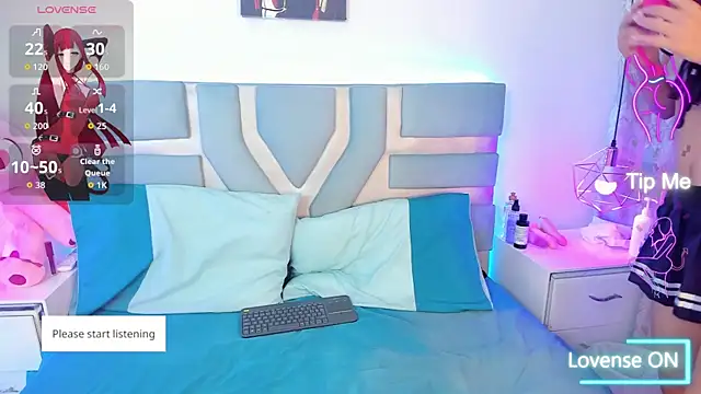 Nara Pink online show from 10-30-25, 01:12