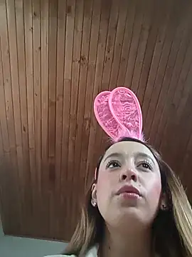 LunaDelire online show from 10-28-25, 01:25