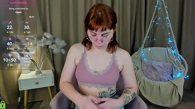 Rene Shine online show from 11-13-25, 03:55