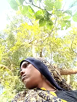 Cutsedi3 online show from 10-15-25, 10:48