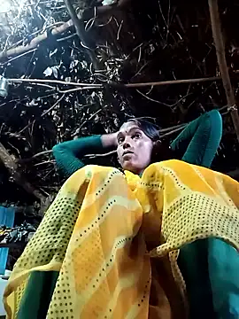 Cutsedi3 online show from 10-30-25, 10:38