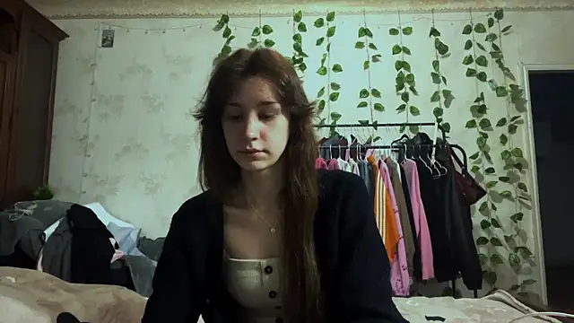 WildPeachh online show from 11-25-25, 09:15