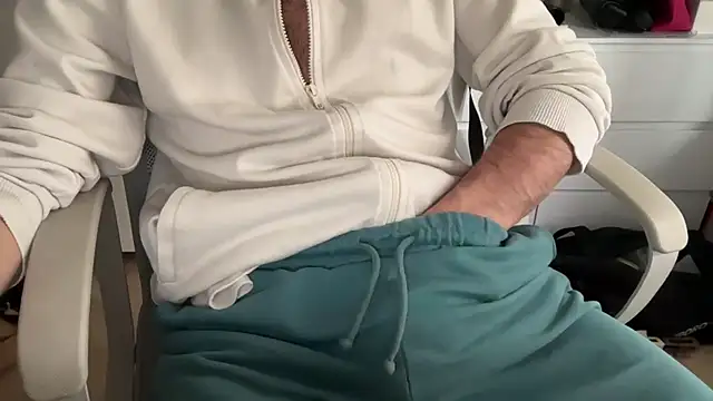 Snapshot of matrixx_9 chatting on 12-04-25, 03:21 matrixx 9 online show from 12-04-25, 03:21