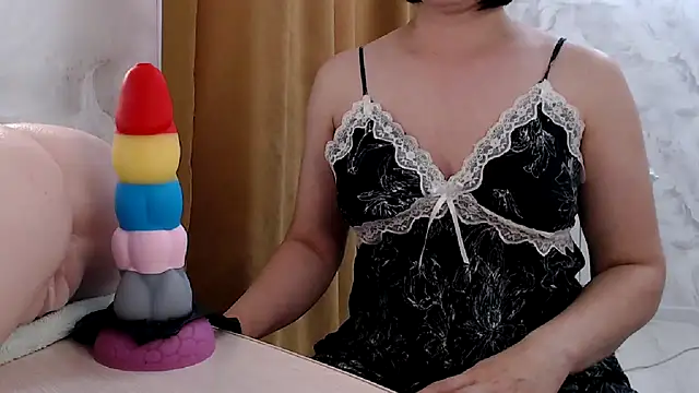 Snapshot of Julia_your_Sweet chatting on 11-10-25, 10:25 Julia your Sweet online show from 11-10-25, 10:25