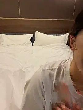 zhenzhen666 online show from 11-02-25, 12:40