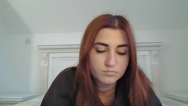 Snapshot of Flower_mary chatting on 12-15-25, 01:04 Flower mary online show from 12-15-25, 01:04