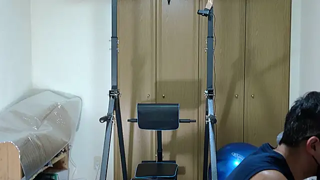 Snapshot of kouichikun chatting on 11-24-25, 01:33 kouichikun online show from 11-24-25, 01:33