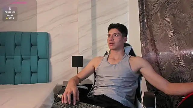 Tyler  Colt online show from 10-28-25, 07:05