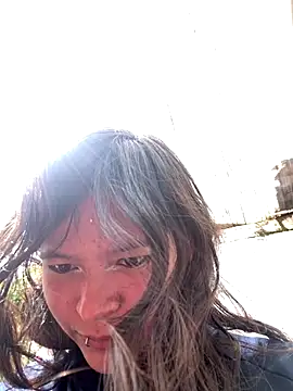 Snapshot of Ninfa_pink chatting on 10-13-25, 02:39 Ninfa pink online show from 10-13-25, 02:39