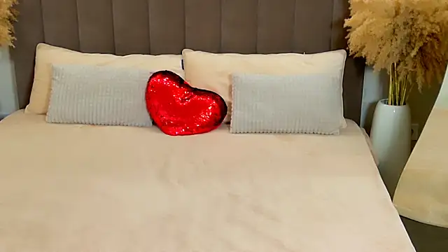 EdenSolis online show from 04-27-26, 09:40