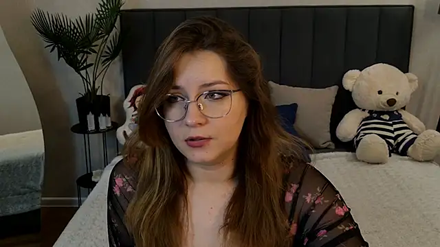 Snapshot of Briarx chatting on 11-04-25, 09:14 Briarx online show from 11-04-25, 09:14