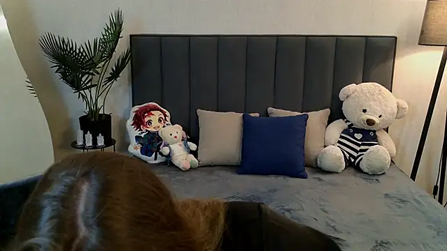 Snapshot of Briarx chatting on 11-26-25, 10:22 Briarx online show from 11-26-25, 10:22