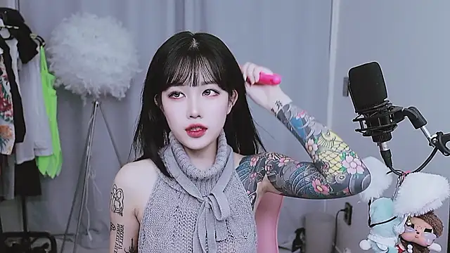 MISA 02 online show from 04-23-26, 10:58