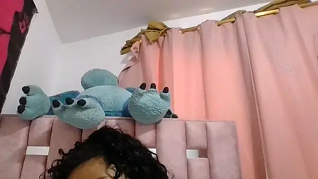 abby moss 2 online show from 11-19-25, 01:00