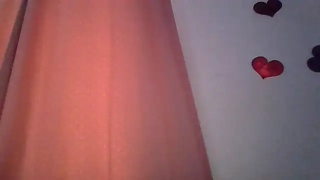 Snapshot of abby_moss_2 chatting on 05-15-26, 01:51 abby moss 2 online show from 05-15-26, 01:51