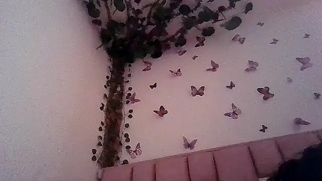 Snapshot of abby_moss_2 chatting on 06-12-26, 12:48 abby moss 2 online show from 06-12-26, 12:48