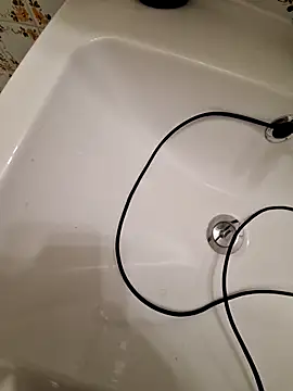 Snapshot of suisseitalie chatting on 10-16-25, 06:09 suisseitalie online show from 10-16-25, 06:09