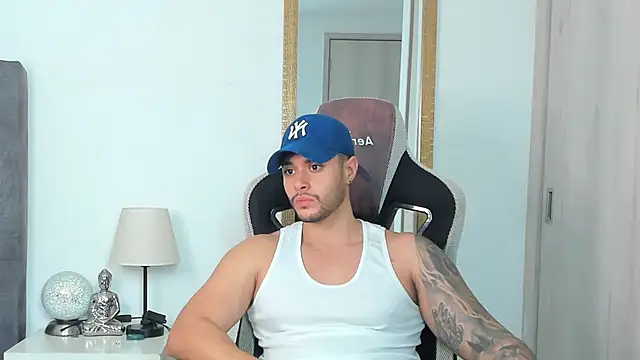 Snapshot of Ken_mailik1 chatting on 02-21-26, 01:28 Ken mailik1 online show from 02-21-26, 01:28