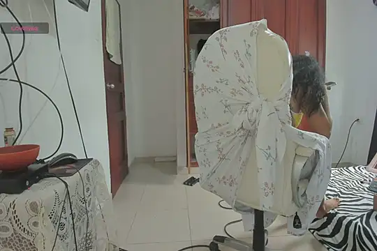 Snapshot of Natalia_gray chatting on 10-21-25, 08:20 Natalia gray online show from 10-21-25, 08:20