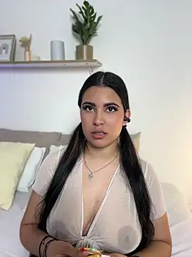 shainadavis online show from 04-25-26, 03:09