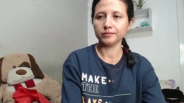 Renata Rivas online show from 03-10-26, 04:06