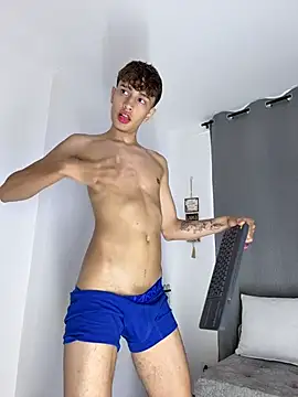 Snapshot of Douglas_Lux chatting on 10-14-25, 08:53 Douglas Lux online show from 10-14-25, 08:53