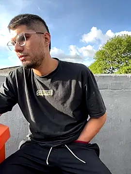 mirallesandbig online show from 11-10-25, 09:36